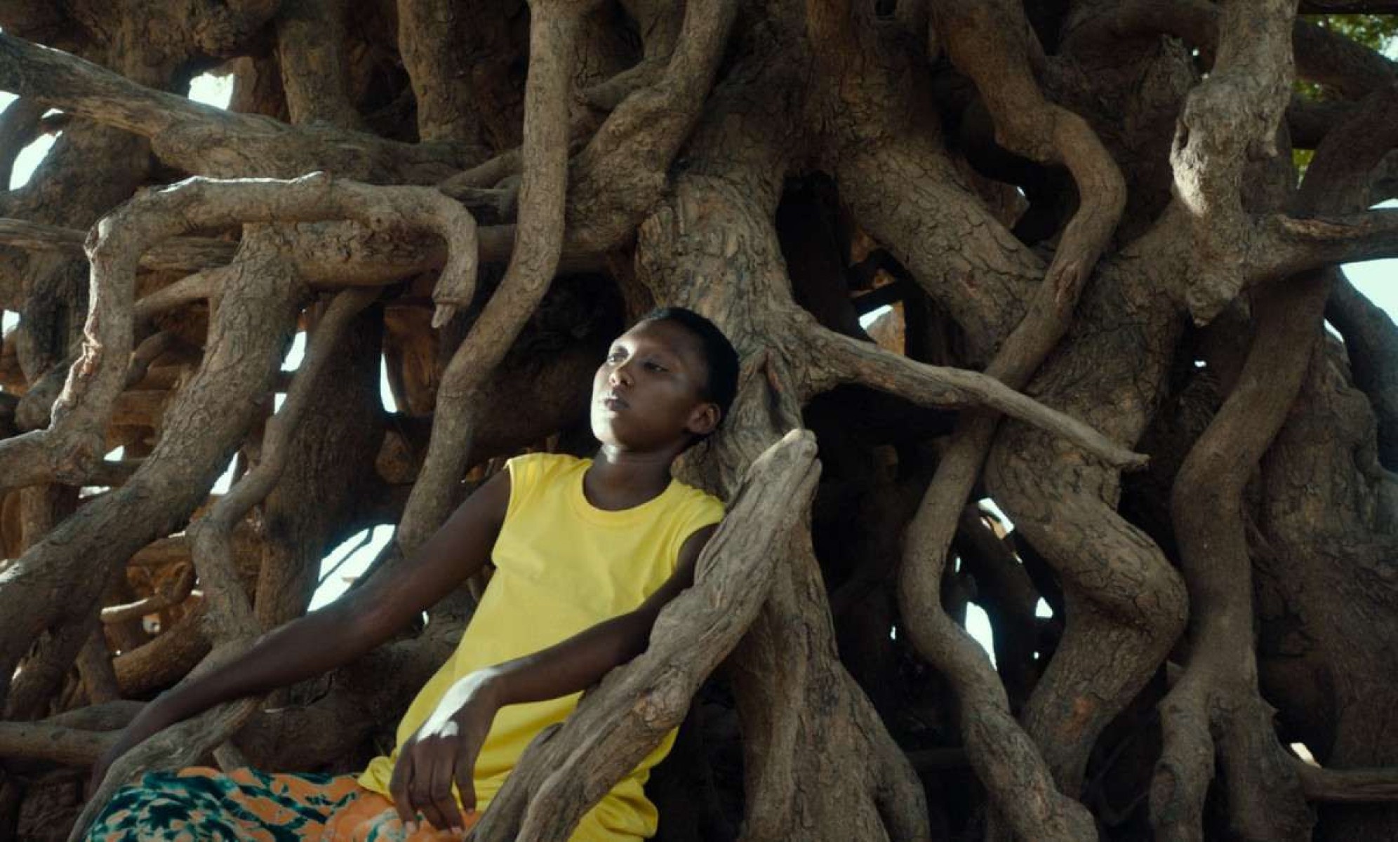 Liberdade feminina e o peso do amor se destacam em filme do Senegal