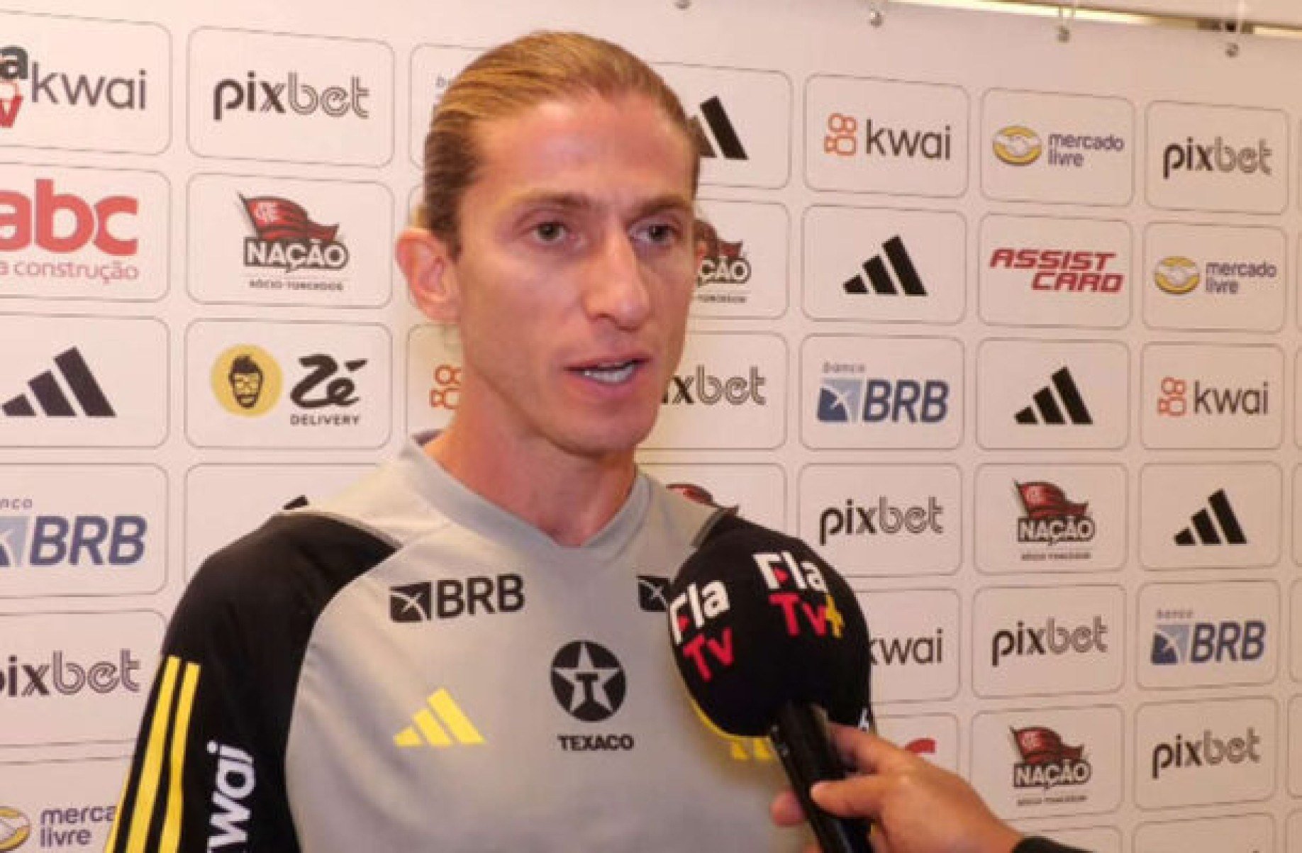 Filipe Luís fala pela primeira vez como técnico do Flamengo -  (crédito: Foto: Reprodução/FlaTV)