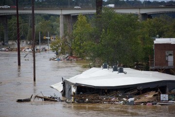 O estado da Carolina do Norte foi um dos mais afetados pelo furacão. Asheville, Carolina do Norte -  (crédito: Melissa Sue Gerrits/Getty Images via AFP)