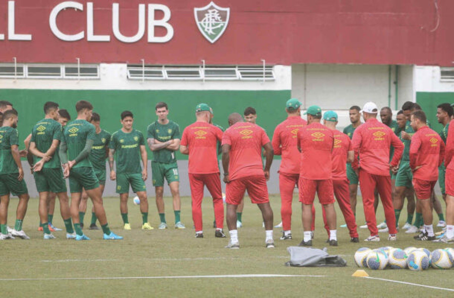 Fluminense precisa reagir no Campeonato Brasileiro para evitar o rebaixamento -  (crédito: Foto: Lucas Merçon/Fluminense)