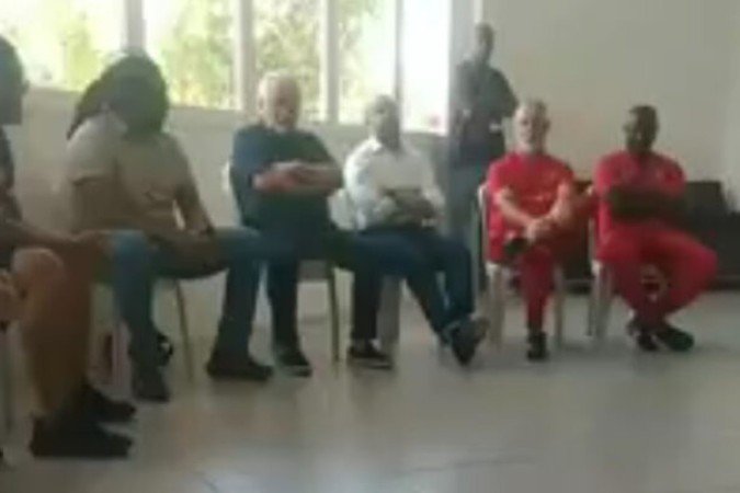 Dirigentes e comissão do Fluminense se reúne com membros de organizadas - (crédito: Foto: Reprodução) Dirigentes e comissão do Fluminense se reúne com membros de organizadas - (crédito: Foto: Reprodução)