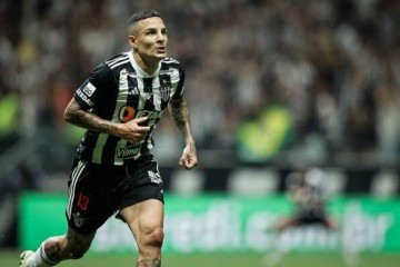 Guilherme Arana vibra pela vitória do Atlético na Copa do Brasil -  (crédito: Foto: Pedro Souza / Atlético)