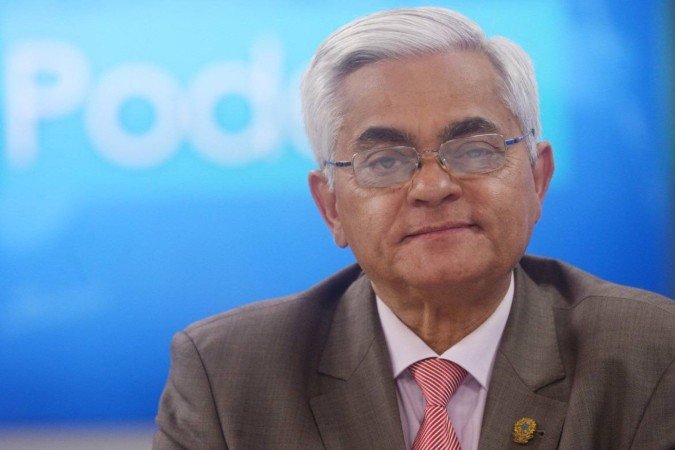  01/10/2024 Credito: Ed Alves/CB/DA.Press. Cidades. Cb Poder recebe o Desembargador Roberval Belinati - Vice Presidente do Tribunal de Justiça do df e Territorios.Na bancada, Ana Maria Campos e Carlos Alexandre de Souza. 