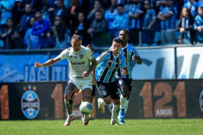 No único encontro entre as equipes até aqui no Campeonato Brasileiro, Grêmio sofreu a virada para o Atlético -  (crédito: Foto: Pedro Souza / Atlético MG)