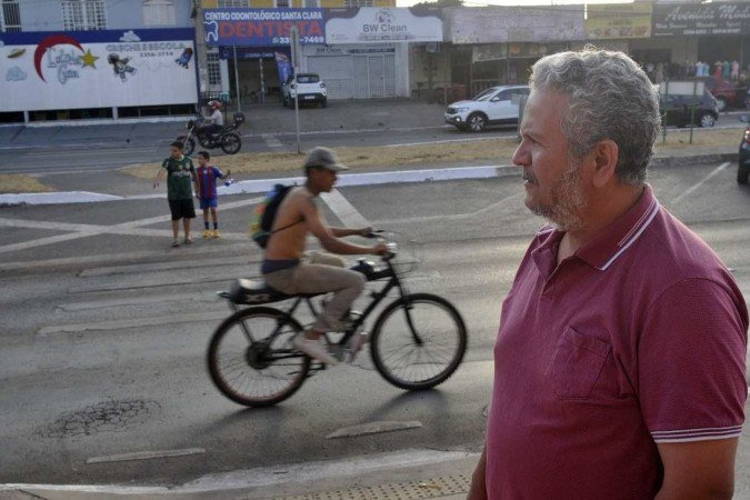 Barbosa diz que problema, no Areal, fez carro frear em cima dele