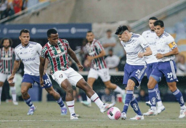 Foto: Lucas Merçon/Fluminense