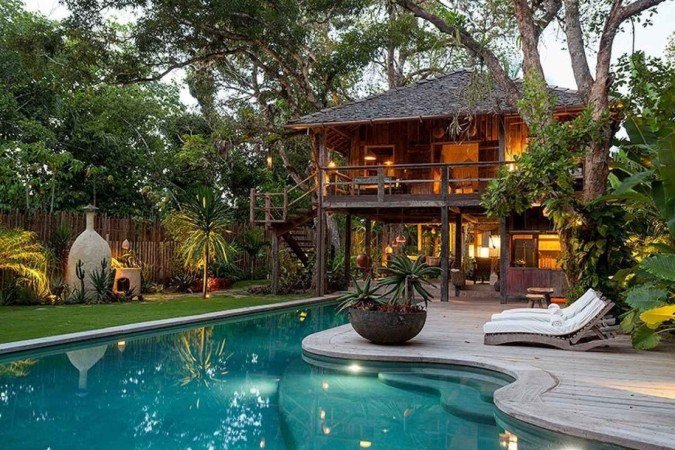 Cada residência é autônoma e dispõe de uma piscina exclusiva, algumas delas com ofurô, além de lago, banheira, amplas salas e uma área verde que respeita a sustentabilidade - (crédito: Reprodução/Instagram/@uxua) Cada residência é autônoma e dispõe de uma piscina exclusiva, algumas delas com ofurô, além de lago, banheira, amplas salas e uma área verde que respeita a sustentabilidade - (crédito: Reprodução/Instagram/@uxua)