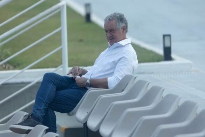 Sérgio Coelho diz que Arena MRV terá grama sintética - (crédito: Foto: Pedro Souza / Atlético) Sérgio Coelho diz que Arena MRV terá grama sintética - (crédito: Foto: Pedro Souza / Atlético)