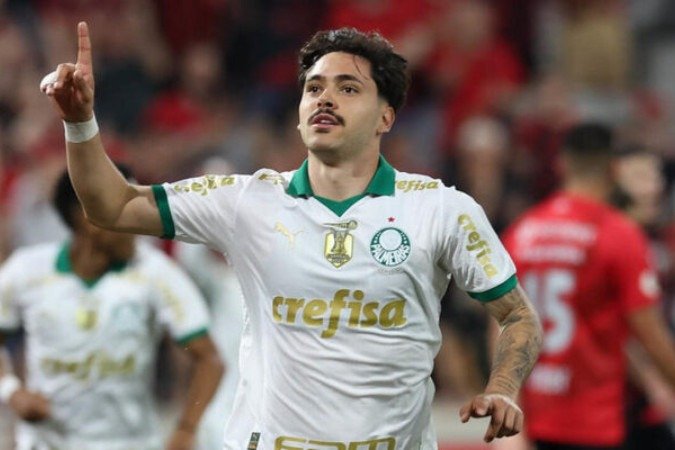 Maurício desbanca Veiga e vive sequência no Palmeiras -  (crédito: Foto: Cesar Greco/Palmeiras)