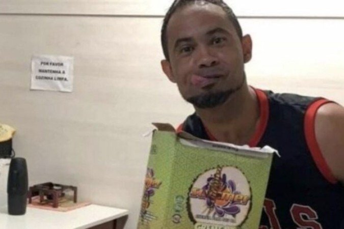 Bruno deve pensão ao garoto - (crédito: Foto: Reprodução Redes Sociais / Divulgação/Botafogo) Bruno deve pensão ao garoto - (crédito: Foto: Reprodução Redes Sociais / Divulgação/Botafogo)