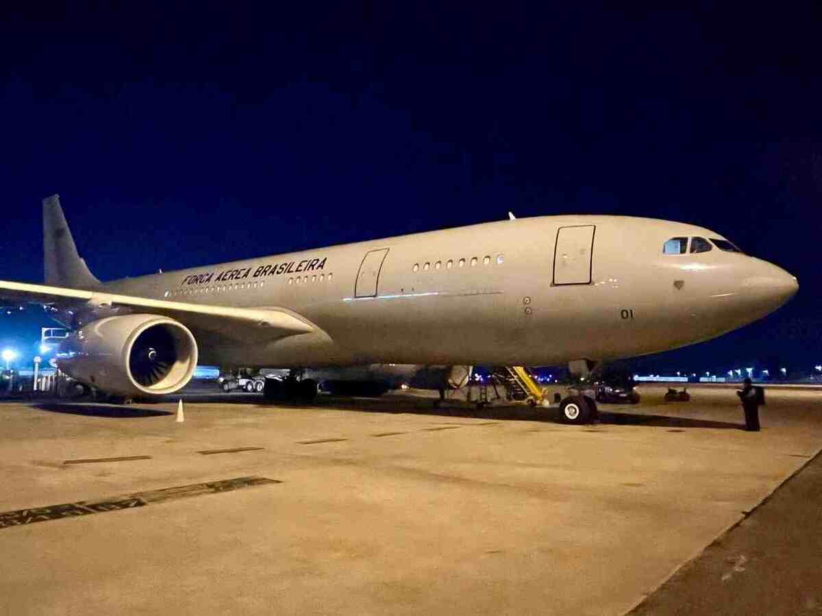 Avião da FAB vai repatriar brasileiros no Líbano -  (crédito: Divulgação/FAB)