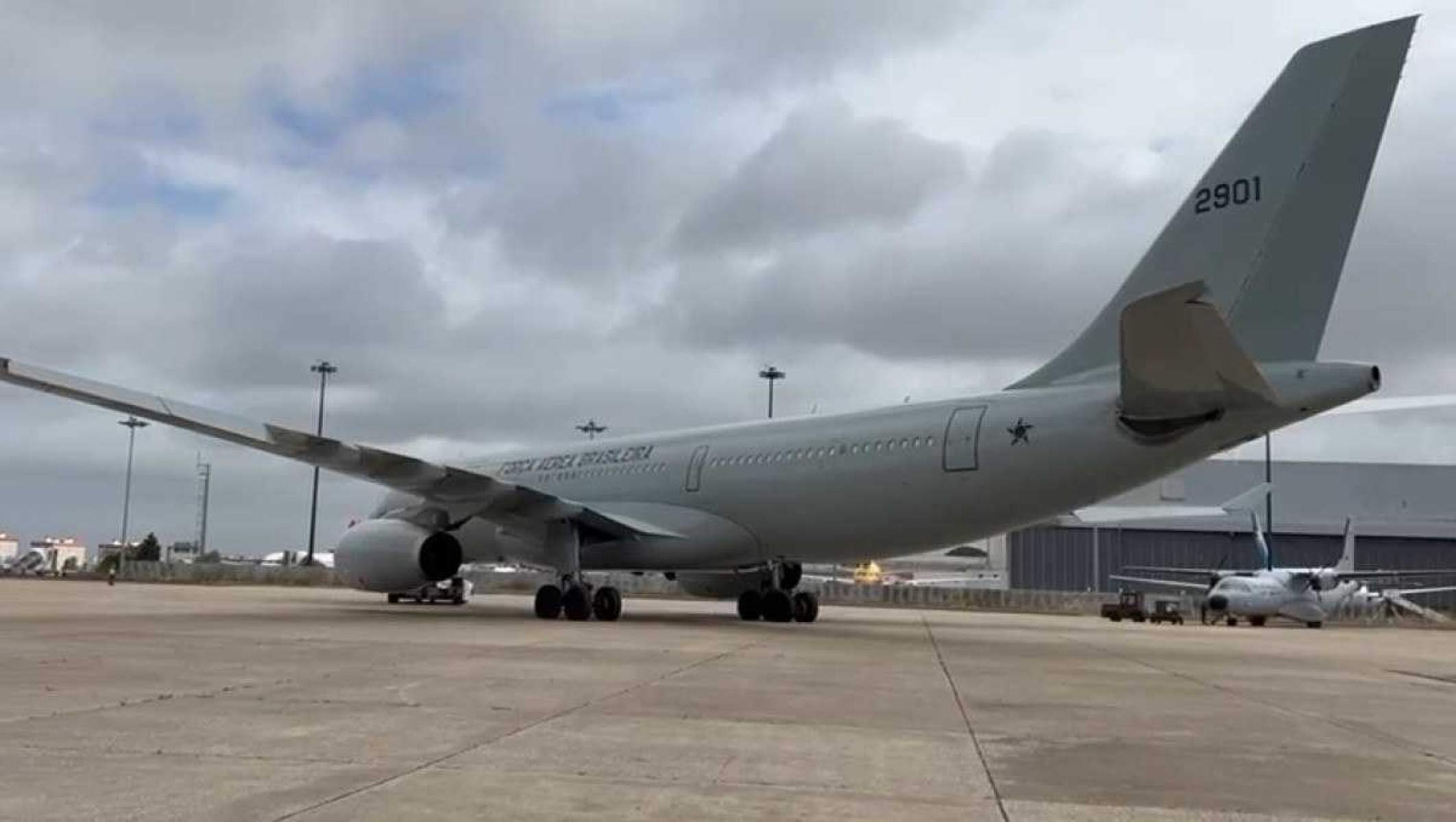 Avião da FAB deve chegar ao Líbano hoje (5/10) para resgatar brasileiros