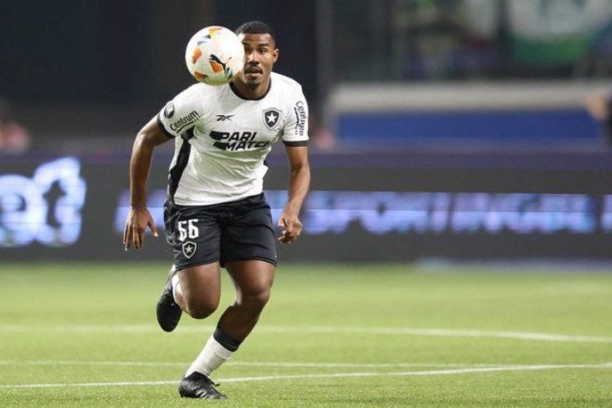 Cuiabano retorna ao alvinegro para jogo em Curitiba  -  (crédito: Foto: Vitor Silva/Botafogo.)
