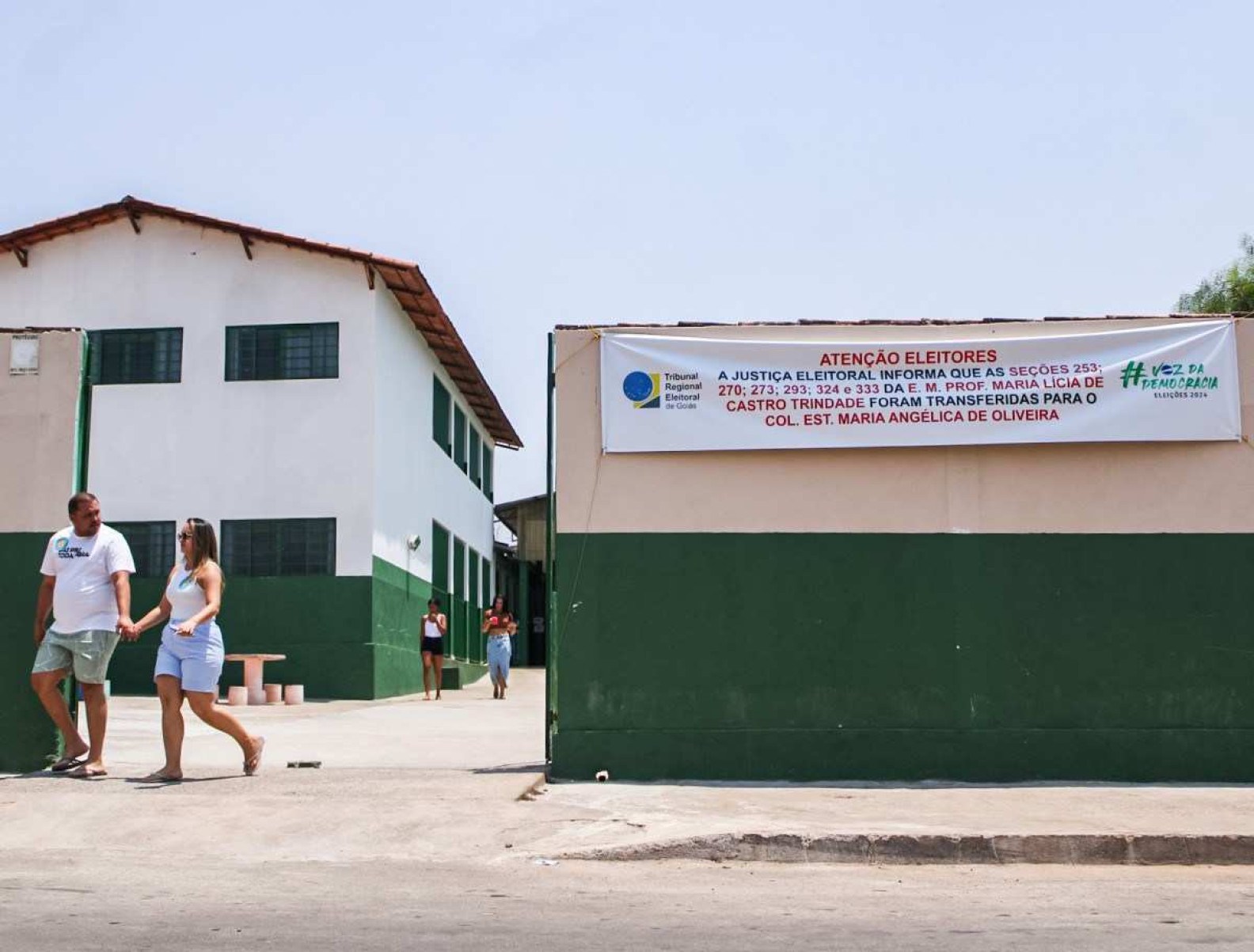 Algumas seções da Escola Municipal Maria Licia C Trindade, em Formosa, foram transferidas para o Colégio Estadual Professora Maria Angélica de Oliveira