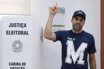 Candidato à prefeitura de SP em 2024, o influencer terminou a disputa em terceiro lugar e não avançou para o segundo turno - (crédito: AFP) Candidato à prefeitura de SP em 2024, o influencer terminou a disputa em terceiro lugar e não avançou para o segundo turno - (crédito: AFP)