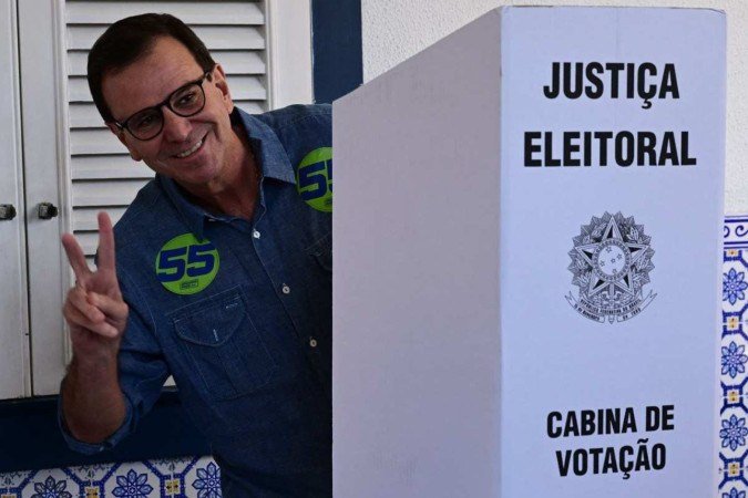 Esforço do prefeito reeleito é resistir às pressões para que não ser instado a disputar o Guanabara, em 2026   