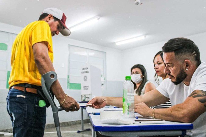  06/10/2024 Crédito: Kayo Magalhães/CB/D.A Press. Eleições 2024 CB. Carlos Antônio da Silva, 57, encarregado de pedreiro. Planaltina de Goias.