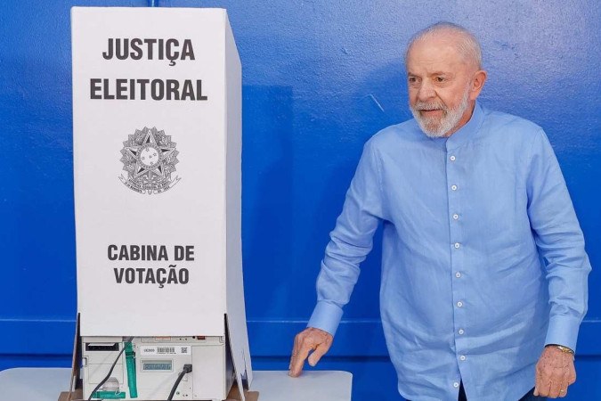  Presidente da República, Luiz Inácio Lula da Silva, durante o votação a prefeitura de São Paulo na Escola Estadual João Firmino Correia de Araújo. São Paulo-SP.
 -  (crédito:  Ricardo Stuckert / PR)