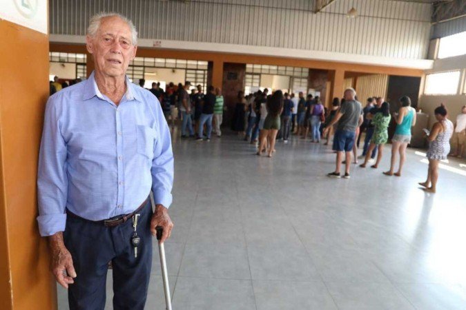 Eleições 2024 CB. Valparaíso. Fiscalização eleitoral na Escola Municipal Marcus Antonio Salerno.