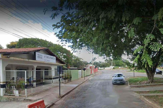 O candidato a vereador suspeito de trocar votos por maconha foi ouvido na delegacia e liberado em seguida -  (crédito: Reprodução/ Google StreetView)