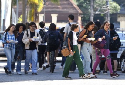 Ubes defende passe livre para estudantes inscritos no Enem
 -  (crédito: Tânia Rêgo/Agência Brasil)