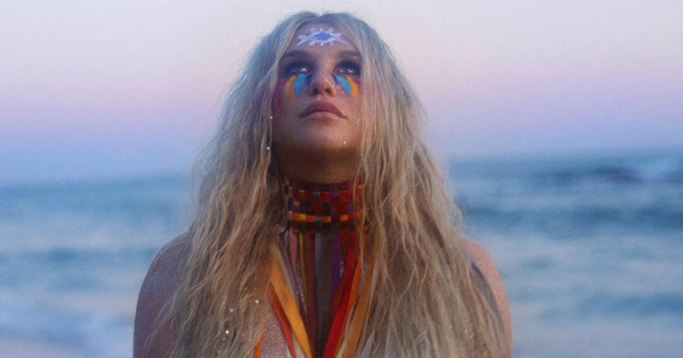 Bastidores de como Kesha quer revolucionar a indústria musical