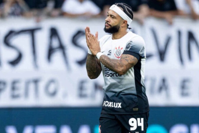 Memphis Depay em ação pelo Corinthians, em partida do Campeonato Brasileiro -  (crédito: Foto: Rodrigo Coca/Agência Corinthians)