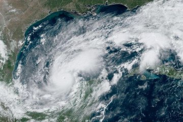 O furacão Helene atingiu o litoral do golfo do México, provocando 225 mortes na Flórida, Geórgia, Carolina do Sul, Tennessee, Virgínia e Carolina do Norte -  (crédito: Reuters)