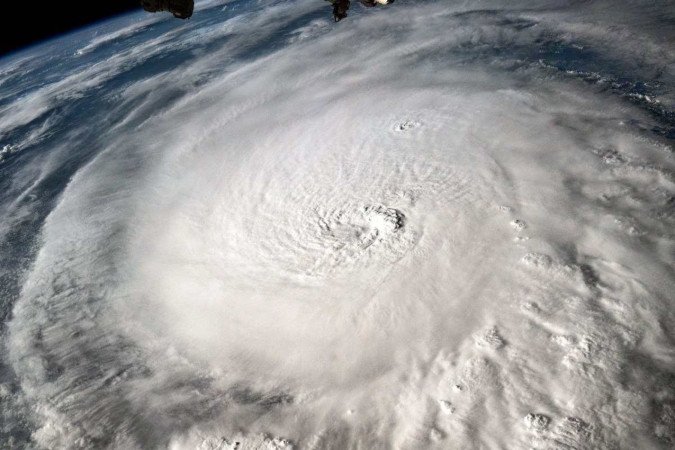 Extensão dos ventos do furacão Milton teve aumento de mais de 230 km de terça (8/10) para quarta-feira (9/10) -  (crédito: Nasa/Getty Images/AFP)