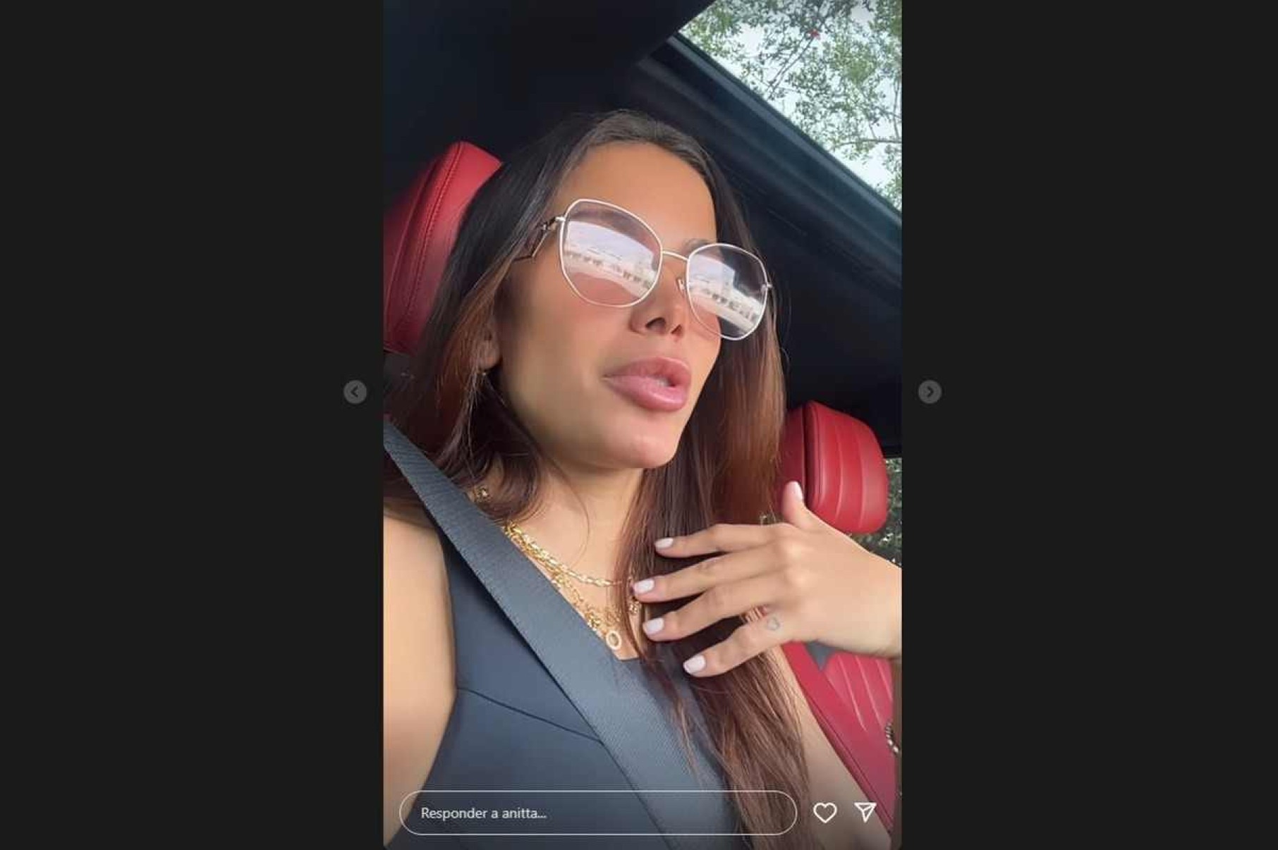 Anitta fala sobre impacto do furacão Milton de onde está na Flórida