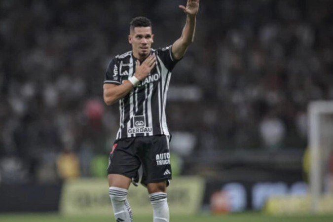 Paulinho disse que está jogando no esforço -  (crédito: Foto: Pedro Souza / Atlético)