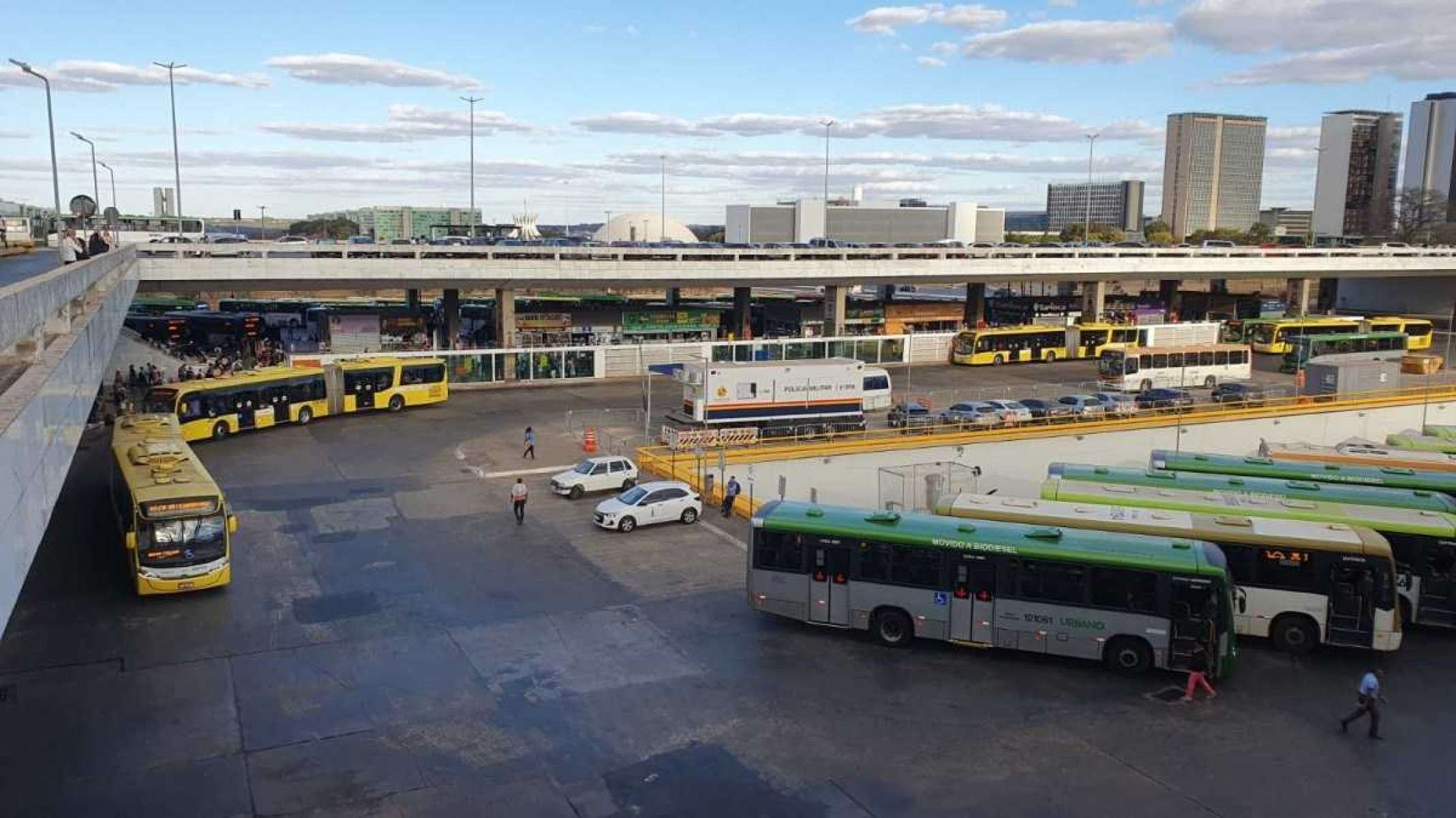 Transporte público tem operação especial no feriado de 12 de outubro