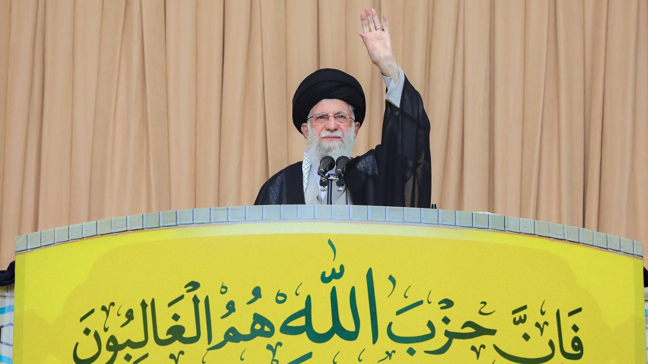 Masoud Pezeshkian assumiu a presidência em julho deste ano, em uma eleição especial convocada após a morte do ex-presidente Ebrahim Raisi em um acidente de helicóptero -  (crédito: Getty Images)