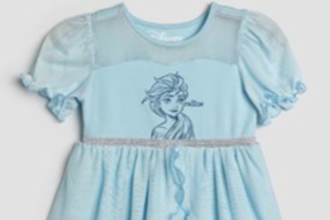 Vestido Frozen, disponível nas lojas Riachuelo (R$ 69,90)