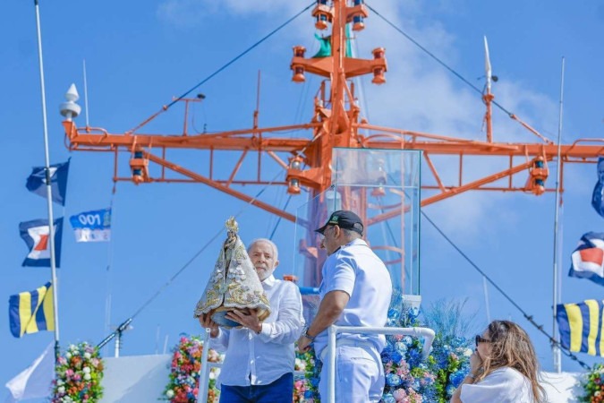 O presidente Luiz Inácio Lula da Silva participa da procissão do Círio de Nazaré em Belém -  (crédito:  AFP)