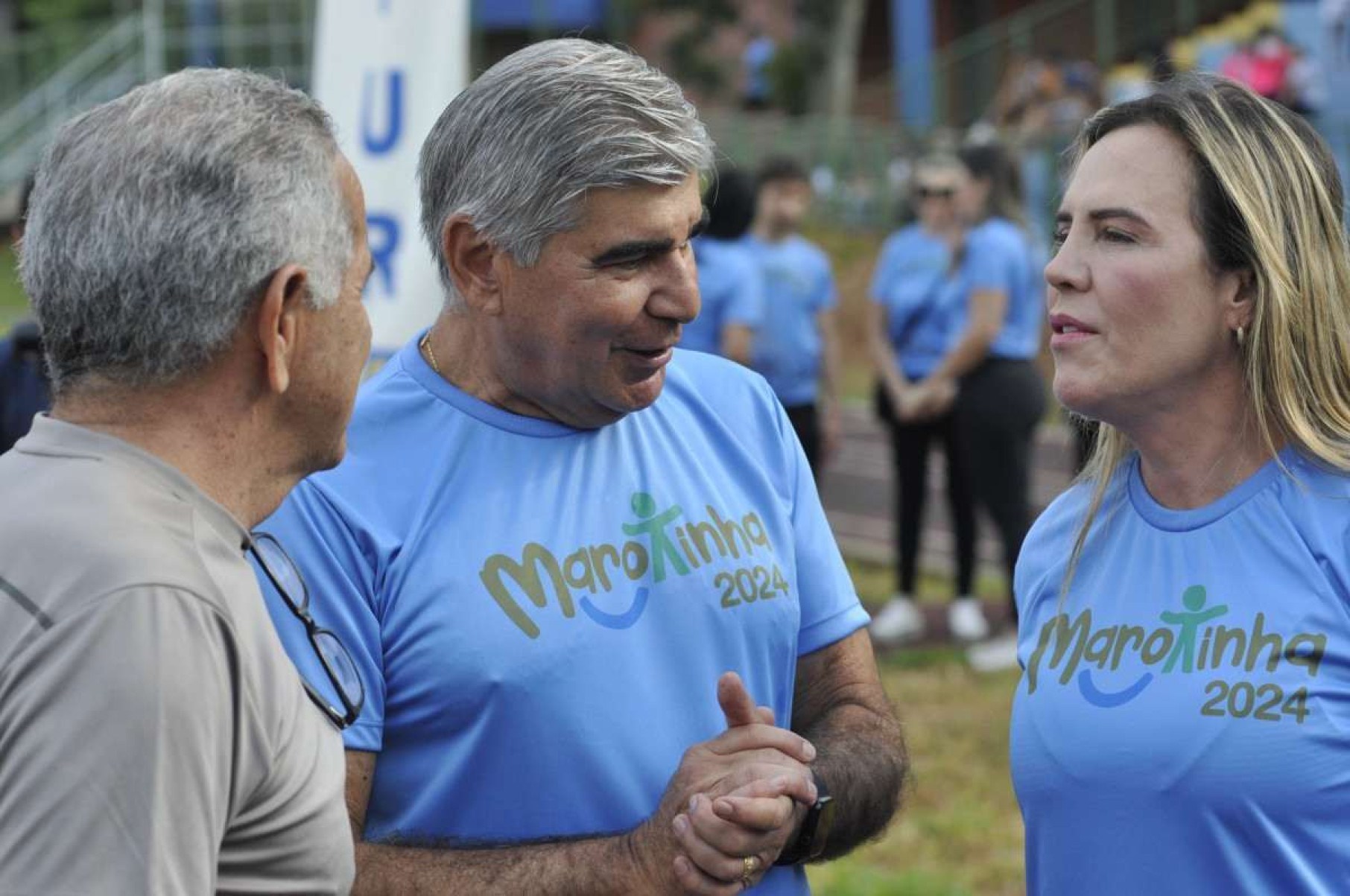 Celina Leão (E) e Paula Belmonte, que levou os filhos Arthur e Heitor