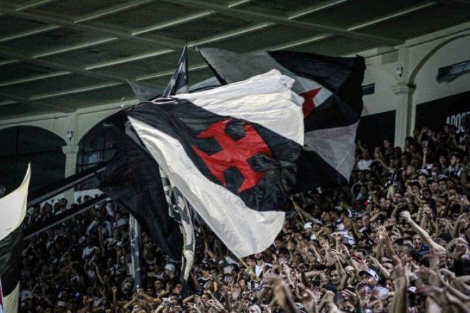 Torcida do Vasco lotará São Januário para duelo contra o Galo -  (crédito: Foto: Matheus Lima/Vasco)