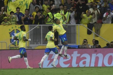 Jogo entre Brasil e Peru, pelas Eliminatórias da Copa do Mundo de 2026, no Estádio Nacional de Brasília  -  (crédito: Minervino Júnior/CB/D.A. Press)