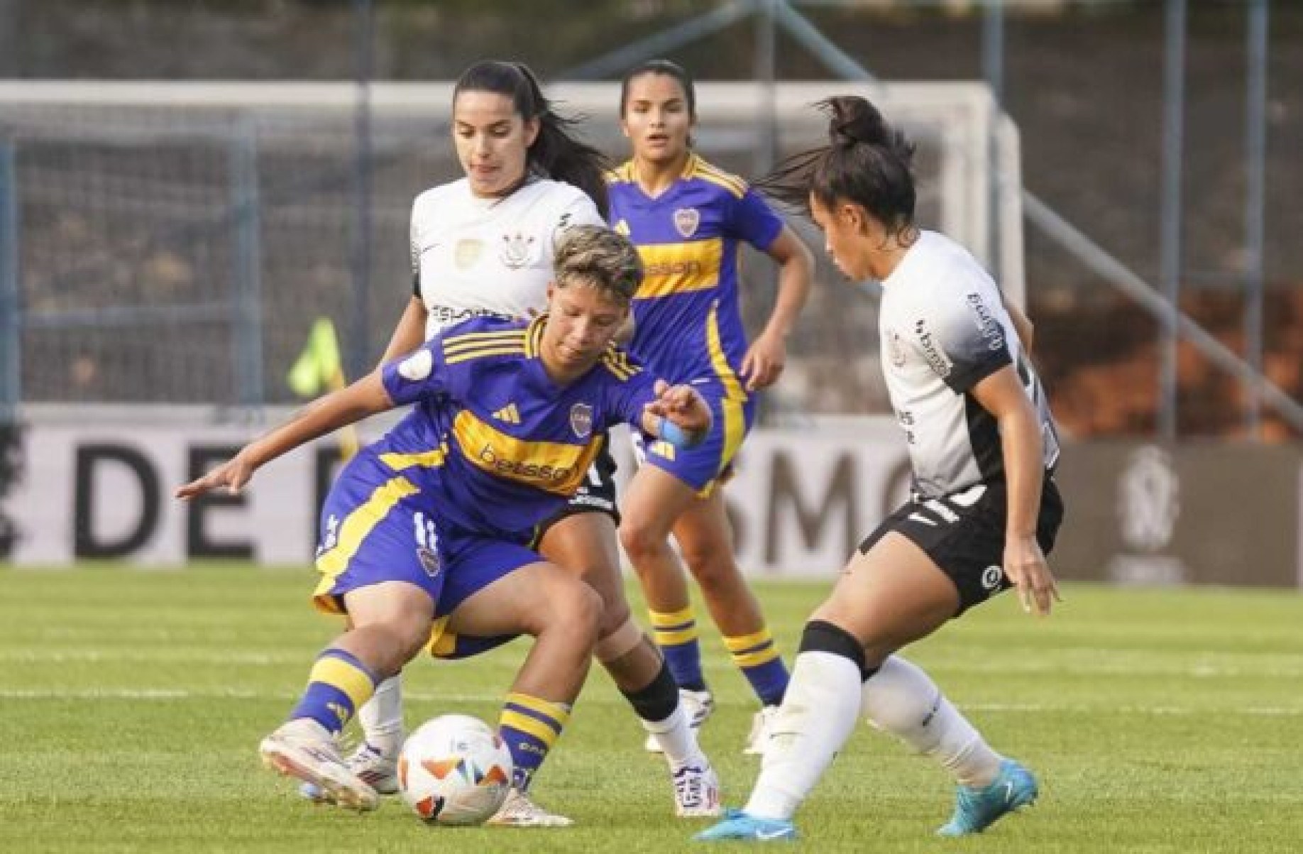 Gabi Zanotti marca, Corinthians vence o Boca e está na final da Libertadores Feminina