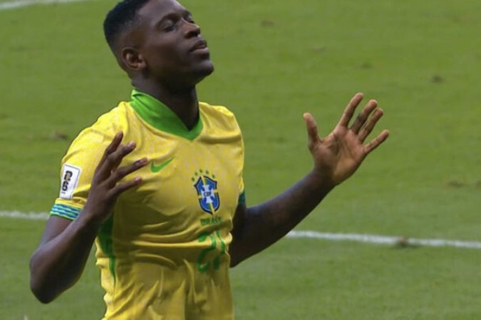 Luiz Henrique celebra gol pela Seleção Brasileira -  (crédito: Foto: Reprodução/TV Globo)