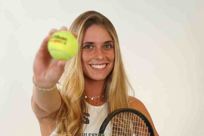 A tenista brasiliense Luiza Fullana disputará a Billie Jean King Cup em novembro, em São Paulo -  (crédito: Redes sociais/Reprodução)