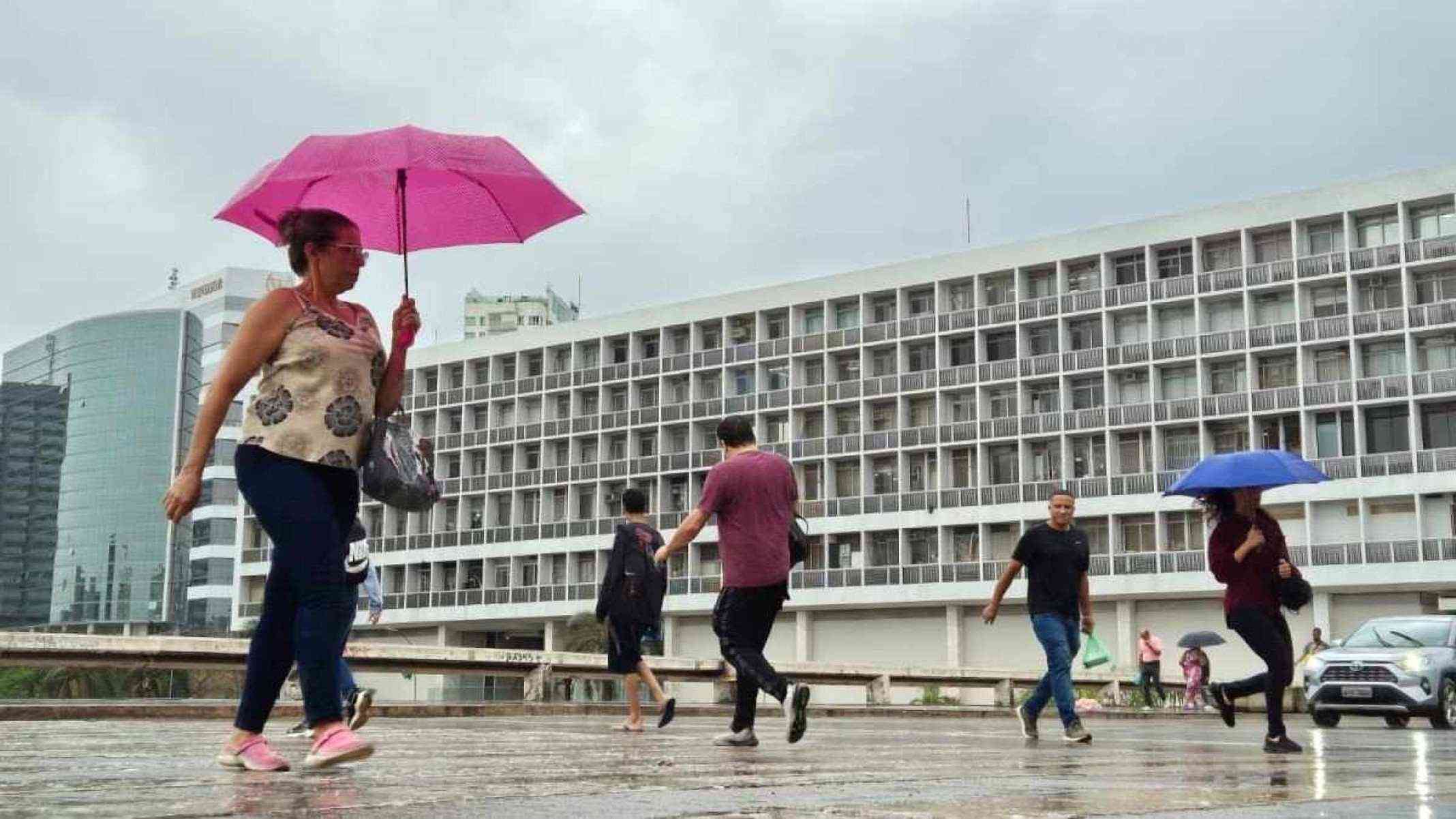 Plano Piloto recebeu chuva, na tarde desta quarta-feira (16/10)