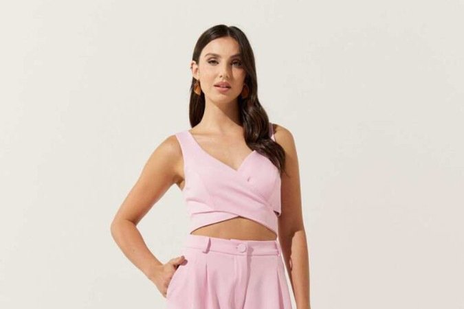 O tom pastel do rosa é perfeito para looks românticos