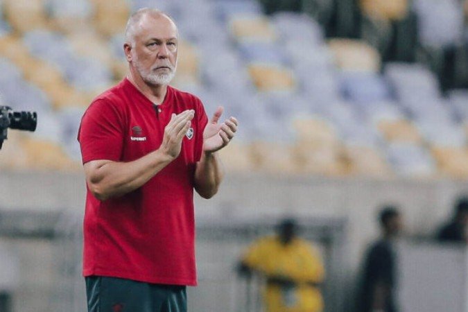 Será que Fluminense, de Mano Menezes, consegue vencer o Flamengo no Maraca? - (crédito: Foto: LUCAS MERÇON / FLUMINENSE F.C.) Será que Fluminense, de Mano Menezes, consegue vencer o Flamengo no Maraca? - (crédito: Foto: LUCAS MERÇON / FLUMINENSE F.C.)