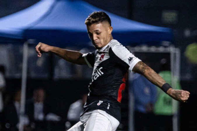 Lesionado, Adson faz falta ao Vasco - (crédito: Foto: Matheus Lima/Vasco) Lesionado, Adson faz falta ao Vasco - (crédito: Foto: Matheus Lima/Vasco)