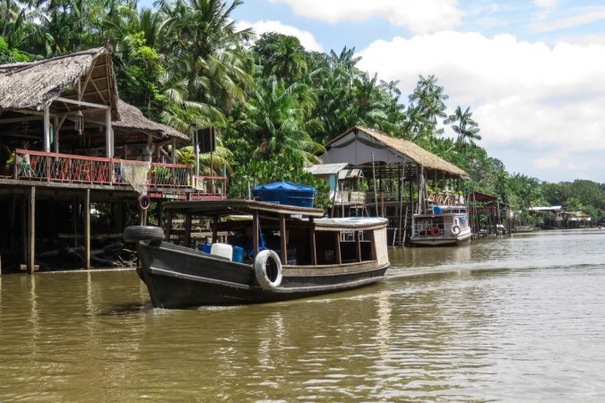 Na Ilha do Combu é possível realizar trilhas pela selva e degustar chocolates exclusivos (Imagem: Sandra Moraes | Shutterstock) -  (crédito: EdiCase)