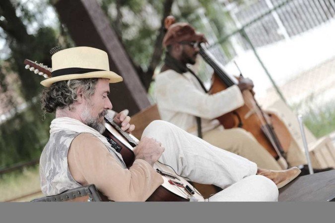 Integrantes do Duo Palco-céu, R.C Ballerini e Thiago Ribêiro - (crédito: João Campello ) Integrantes do Duo Palco-céu, R.C Ballerini e Thiago Ribêiro - (crédito: João Campello )