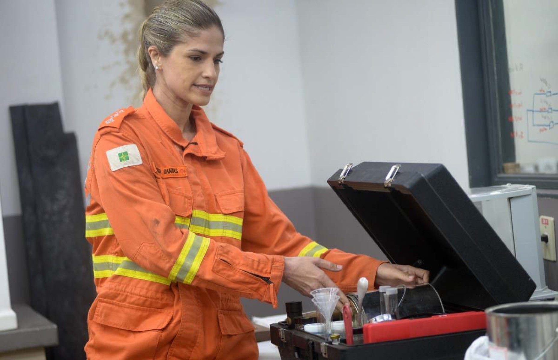 A capitã Renata Dantas é responsável pela seção de investigação de incêndios