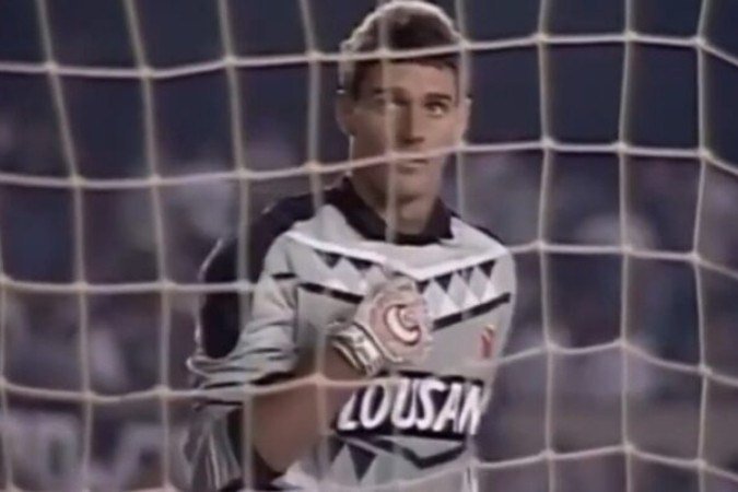 Vasco celebra vaga conquistada em pleno Mineirão, em 1995 -  (crédito: Foto: Reprodução)