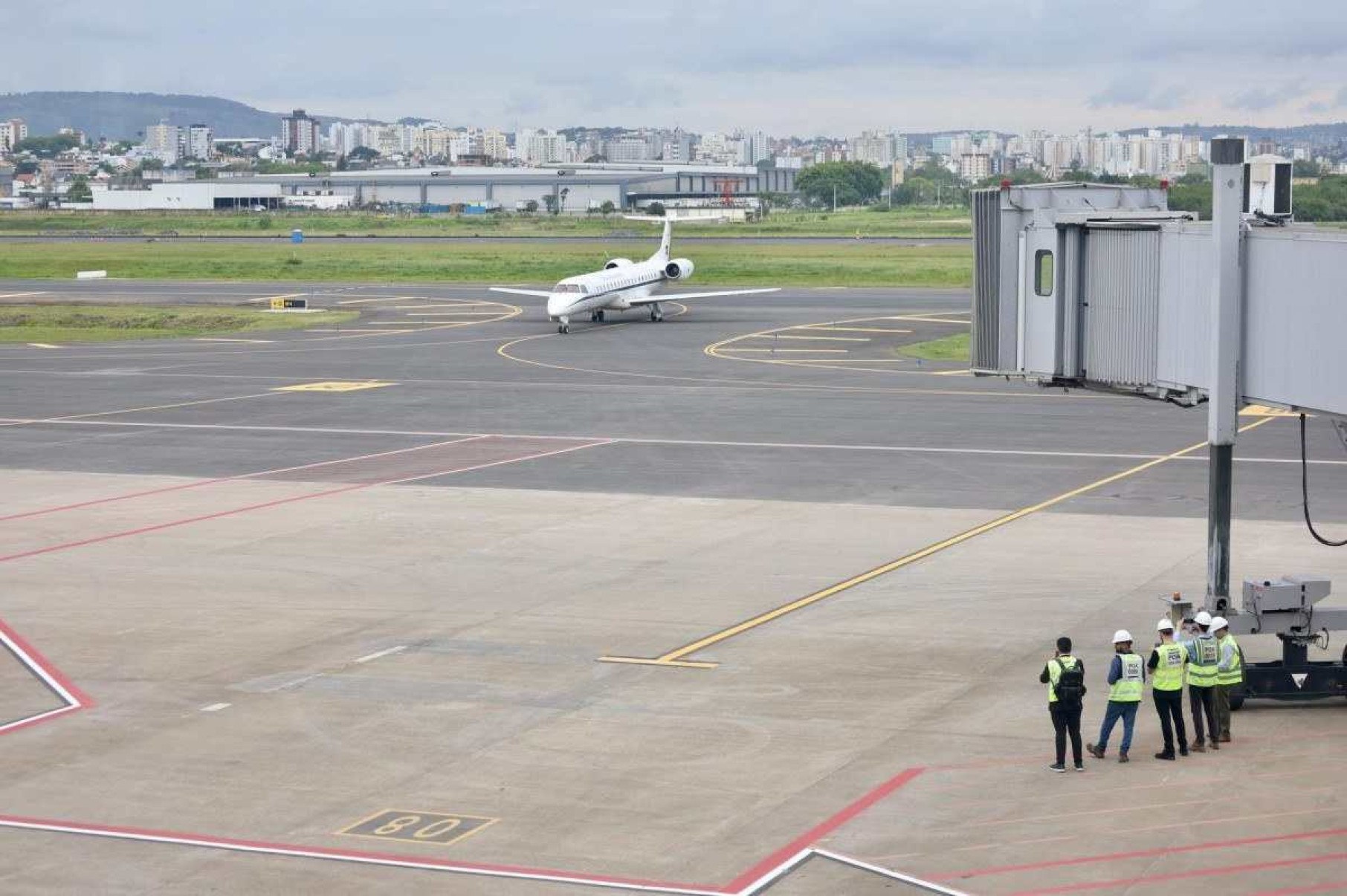 Aeroporto de Porto Alegre tem reabertura simbólica nesta sexta